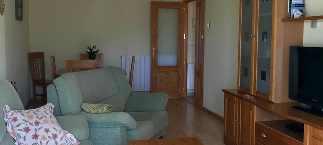 Family-Friendly Apartment with Pool, Balcony, and Parking in Jaca in Jaca