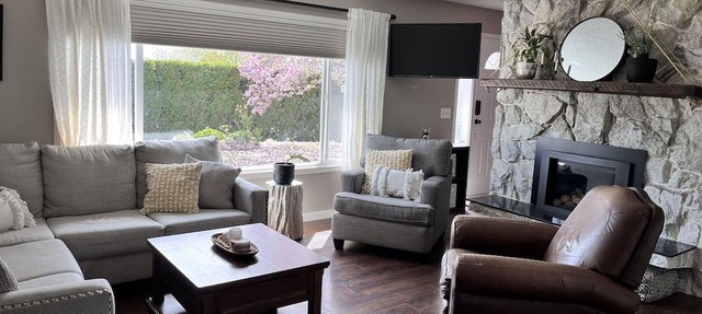 Family getaway in the heart of West Kelowna’s wine country - Legal in West Kelowna