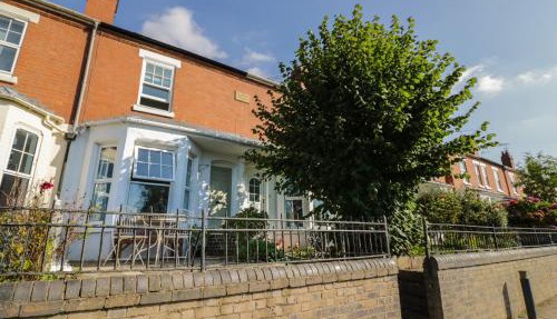 Florence Villas in Worcester