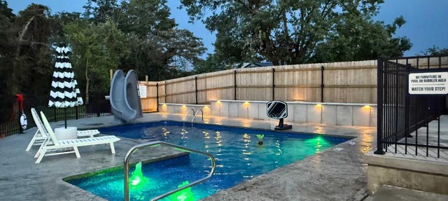 Gather Together - Charming Home for 20 Near Ark! in Williamstown