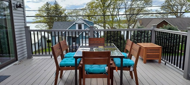Get Away - Upscale 3BR home, spacious, large deck off LR, many local attractions in Saratoga Springs