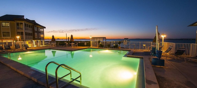 Getaways at Soundside Holiday Beach in Pensacola Beach
