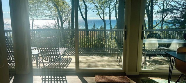 Good Hart Beach Cottage on 100' of Private Beach on Lake Michigan in Harbor Springs