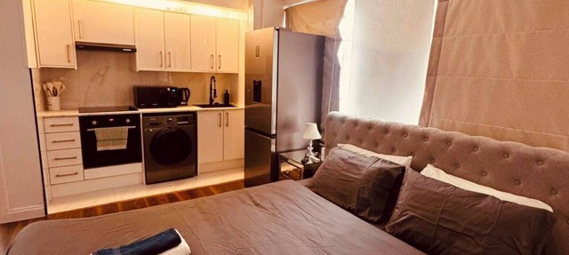 Gorgeous Modern Studio in a Quiet and Prime London Location in London