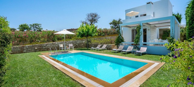 Basilico villa,Relaxation in luxury,seaview&private pool,near beach&all you need in PANORMOS RETHYMNO CRETE GREECE