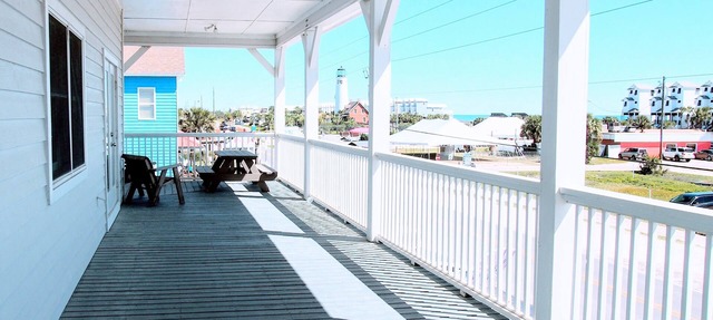 Great center-island location, walk everywhere! in St. George Island