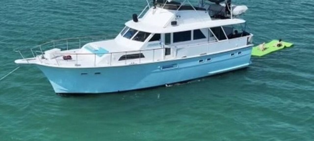 Hatteras Sleeps 8 & SelfDrive 20' Pontoon Fishing Lobstering Snorkeling Sandbar in Key West
