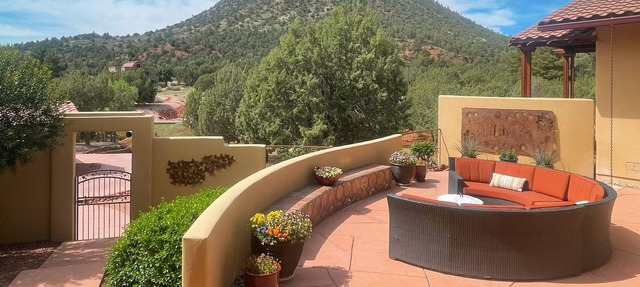 Hikers Paradise - 2bd 2.5b Light and Cheerful Villa in Sedona