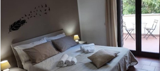 Historical center apartment.(Nina's house Venice) in Palermo