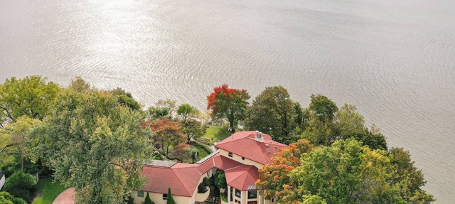 Hudson River Valley Estate - Events Allowed! in Verplanck
