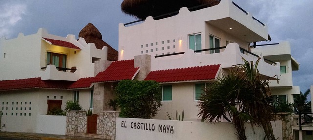 Isla Mujeres, Cancun 1-5 BR, Oceanfront Villa Pool, from $130 in Isla Mujeres