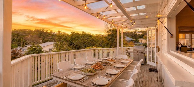 Island Villa - Central Oneroa Garden Retreat in Waiheke Island