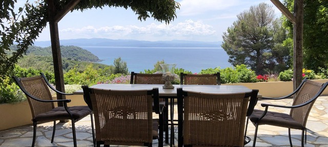 Karavotsakisma Studio & Villa accommodation with Pool. in Skiathos