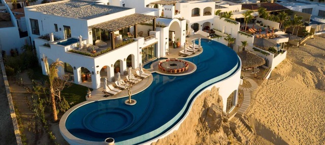 La Datcha Luxury villa in Cabo San Lucas