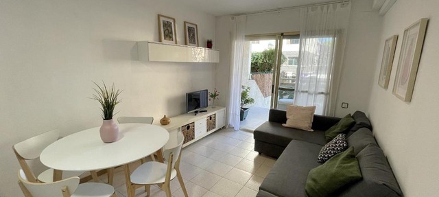 La Pineda Holiday Apartment by PriorityVillas in La Pineda