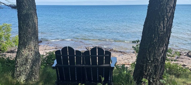 Lake Front North Shore Cottage. in Two Harbors