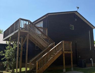 Lakeside Loft- Waterfront in Hammond