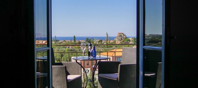 LASSIA STUDIOS in Lesvos