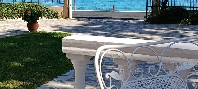 LEFKASEABNB ANGEL GUESTHOUSE - Agios Ioannis Beach, Lefkas in Frini