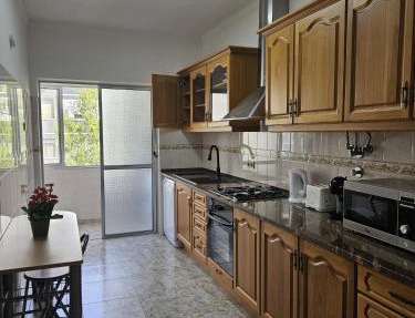 Light Spacious Almada Apartment in Almada