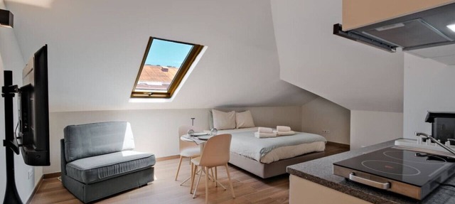 Lovely studio, fully equipped & near subway (Nº10) in Lisboa