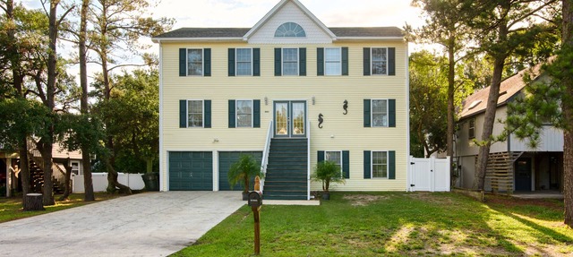 Luxurious 4 BR Family Retreat with Pool in Kill Devil Hills