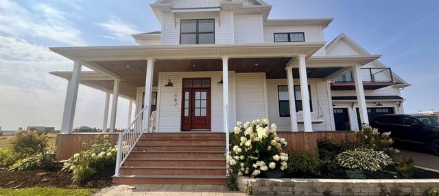 Luxury home with water view in beautiful North Rustico. in North Rustico