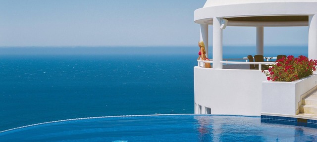 Luxury Med-Style Cabo Villa w/Pool, Hot Tub, Firepit, Gym & Pano Ocean Views in Cabo San Lucas