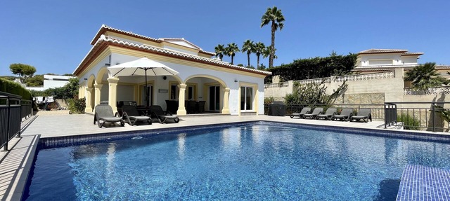 Luxury Moraira Spacious Villa with Private Infinity Pool not Overlooked in Teulada