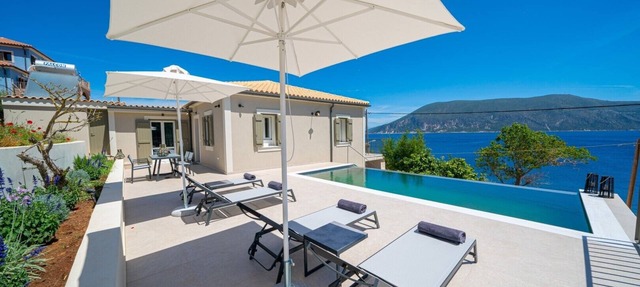 Luxury Sea View Villa Liberty with pool in Fiskardo in Φισκάρδο