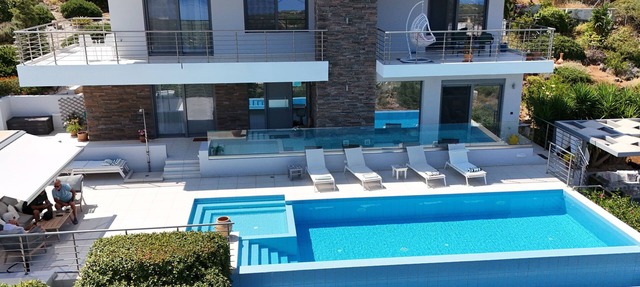 Luxury villa with infinity pool, sea &, mountain views in Apokoronas
