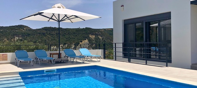 Luxury villa with private swimming pool, terraces, valley and sea views, in a quiet location. in Finikounda
