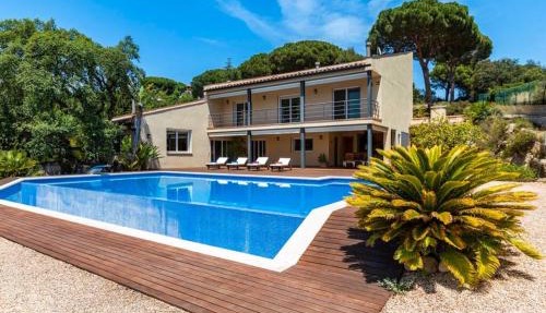 Mediterranean villa with pool near barcelona in Cabrera de Mar