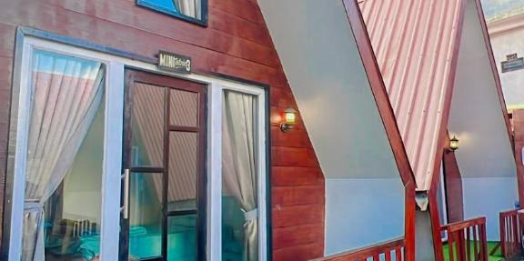 Mini Cabin Cemara in Dieng