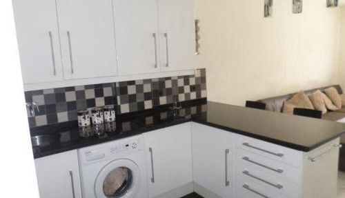 Modern 2 bedroom Penthouse with huge private roof top terrace,free parking and free WIFI in Benalmádena