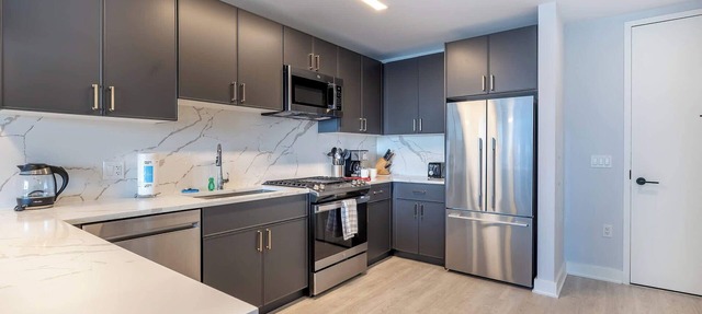 Modern Apt with Indoor Pool in White Plains