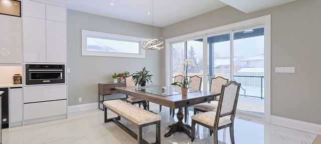 Modern Masterpiece Luxury 6 Bedroom Home in Niagara Falls