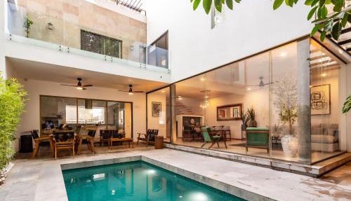 Moderna Casa de Lujo con Alberca Climatizada in Cuernavaca