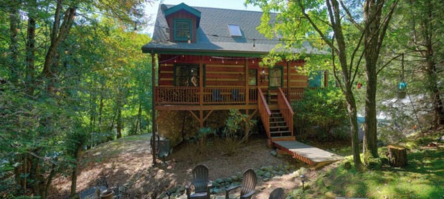 Mont Blanc- Log Cabin, EV Charger, Pet Friendly, Pool table, A/C, Fire-Pit, Gas in Seven Devils