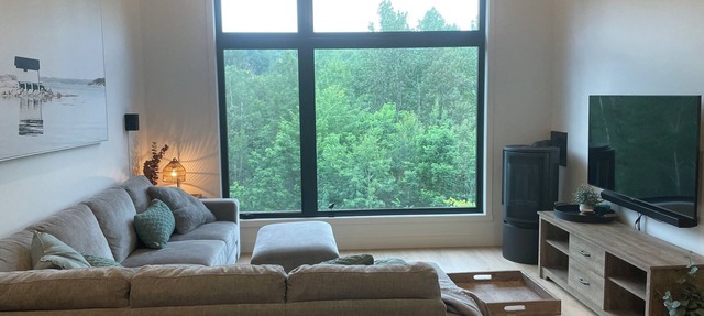 New Condo in Orford facing the mountain, pet-friendly in Orford