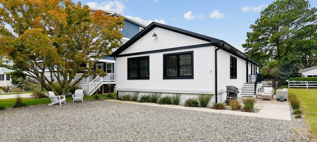 NEW LISTING 2026! NEW Coastal Cottage Escape, Walk to Beach + Free Xplorie Fun Daily! in Bethany Beach