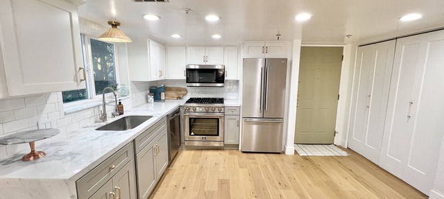 Newly Remodeled West Hollywood condo in the best location! in West Hollywood