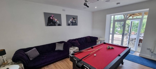 North Devon exquisite 9-bedroom Villa with hot tub, games room and large garden in Barnstaple