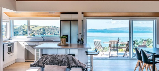Ocean View in Waiheke Island