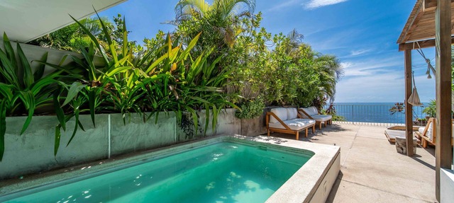 Oceanfront Villa With Private Plunge Pool in Puerto Escondido