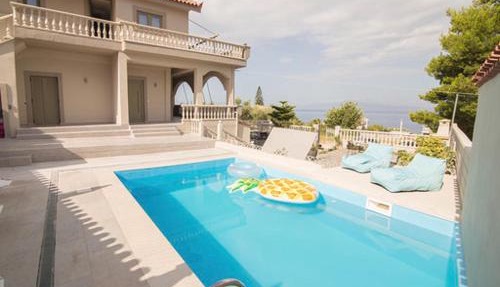 Panorama Pool Resort in Kalamata