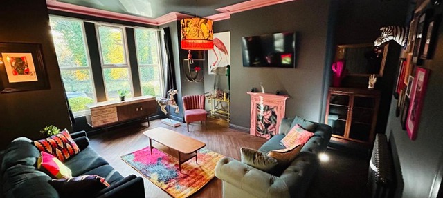 Park Mount Residences - Boutique 1 Bedroom Apartment In Leeds With Free Parking in Kirkstall