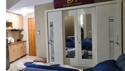 Paul's LRT City Jatibening with Swimming Pool View in Kaliastana