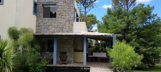 Peaceful setting between the sea and the forest in La Barra