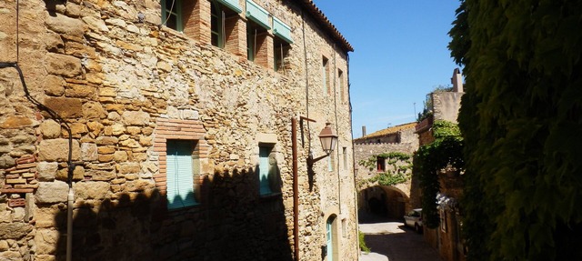 Peratallada country house in Forallac-Peratallada